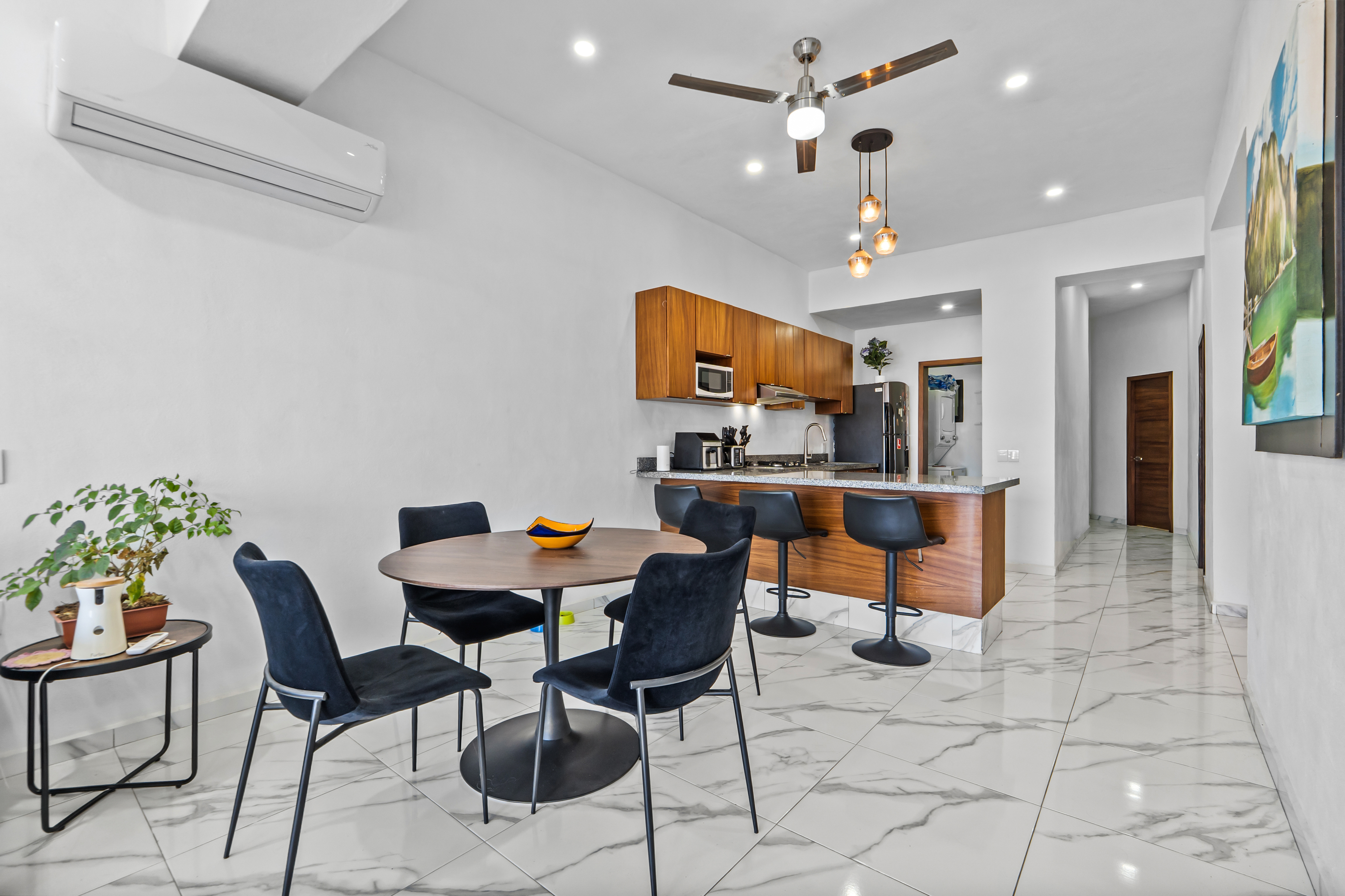 Condominio Miramar II #202